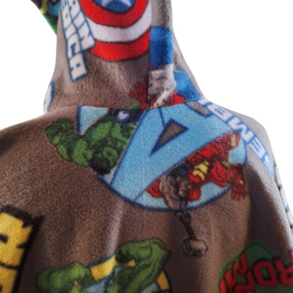 Handmade Avengers Fleece Poncho M Medium Cape With Hood & Pocket Hulk Iron Man - Picture 12 of 16